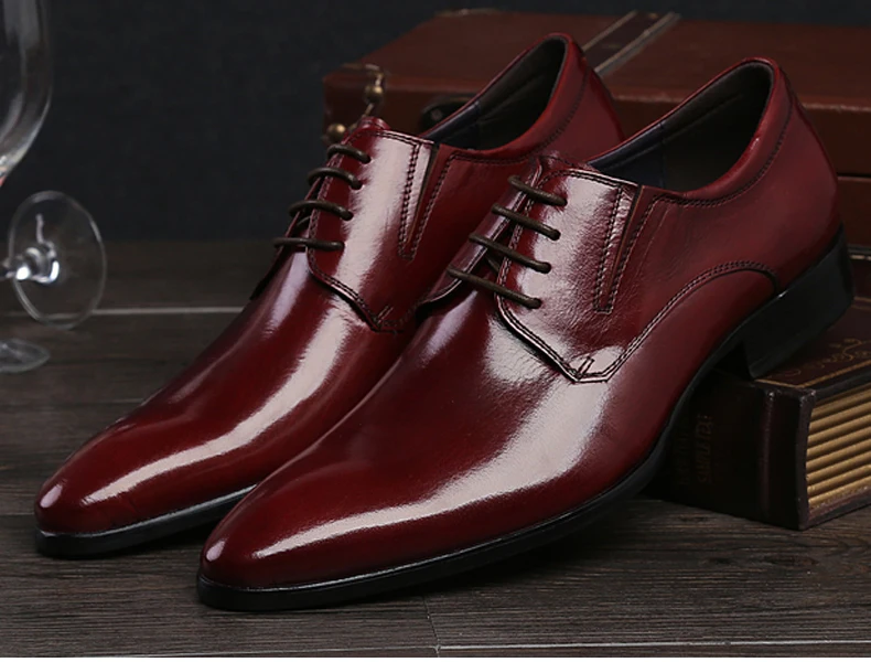 Новое поступление острый носок Дерби человек Представительская обувь Элитный бренд Пояса из натуральной кожи мужской Обувь шнурованная