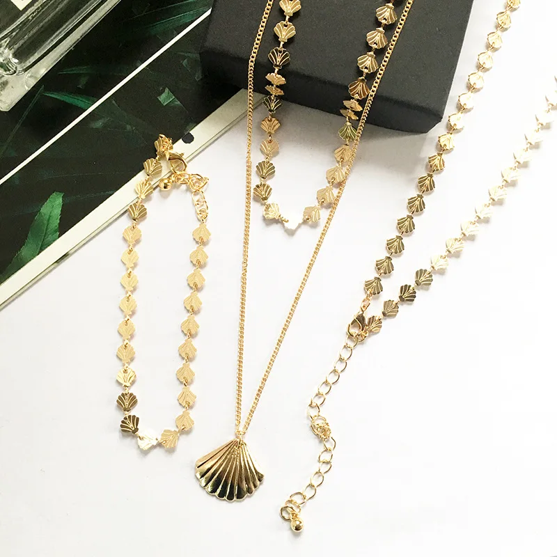 

Fashion Cowrie Shell Pendant Necklace for Women Gold Silver Color Scallop Sequin Coin Choker Necklace Multi-layer Chain Collier