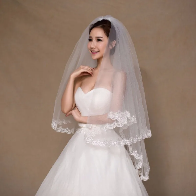 

Lace Edge In Stock White Ivory Short Bridal Veil with Comb Applique Edge Wedding Veil Accessory