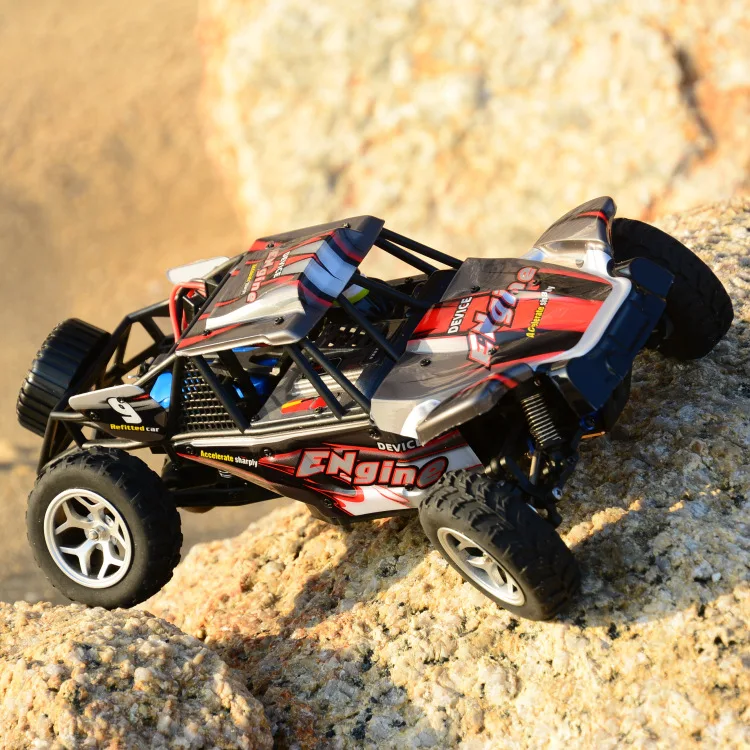 Высококачественный WLtoys 18428 2 4G 1/18 4WD гусеничный Радиоуправляемый автомобиль 1:18