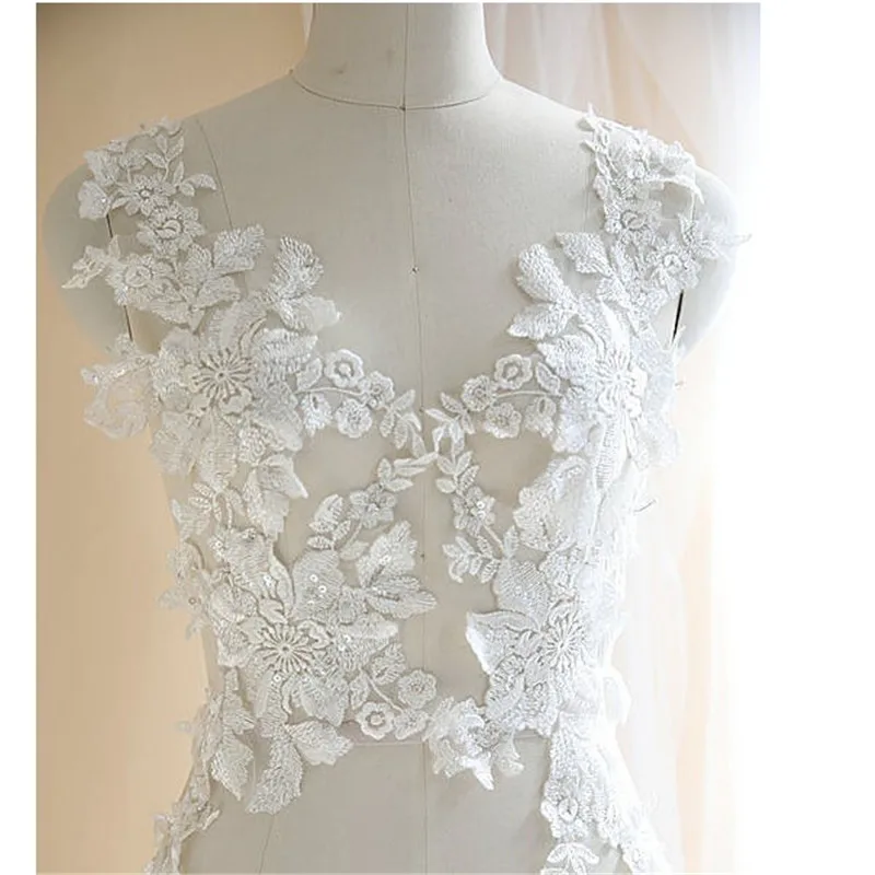 

Hot 1pair(2pc) Lace Bridal Beaded Flowers Embroidery Patches Sticker for Clothes Wedding Decor Dress Iron on Sewing Applique