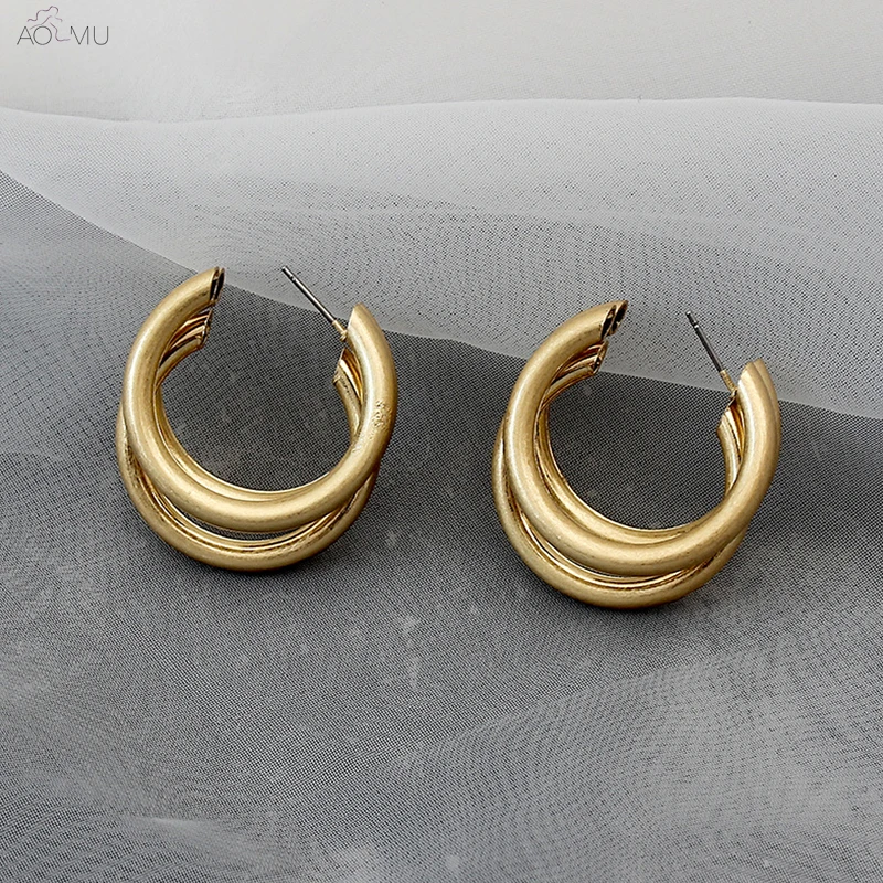 

AOMU New Geometric Hollow Out Distressed Metal Matte Multilayer Round Circle Stud Earrings for Women Girl Charm Jewelry Brincos
