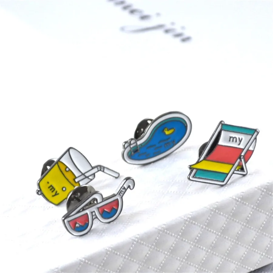 

2016 free shippingFashion simple alloy brooch glasses/soda/swimming pool/beach chair brooch collar pin gift