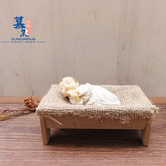 Sedikit Kelahiran Yesus Bayi Dalam Palungan Boneka Resin Kerajinan Ornamen Natal Agama Hadiah Anak Kamar Decor Baby Baby Baby Jesusbaby Birth Aliexpress