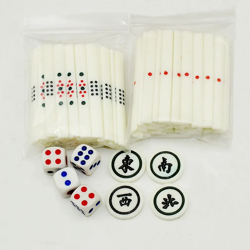 Cheio De Peças De Mahjong O Jogo Japonês Coreano Chinês No Fundo