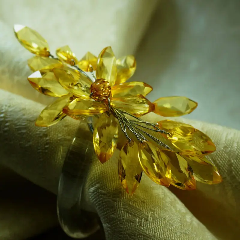 yellow crystal flower decoration napkin ring,acrylic wedding napkin