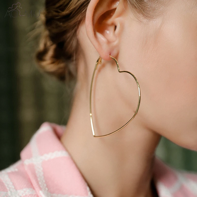 

AOMU New Ear Flat Hoop Earrings Fashion Punk Gold Silver Metal Big Heart Party Club Show Earrings For Women Joyas Pendiente