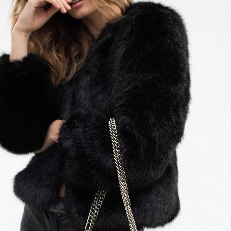 Style-Addict--Aki-Faux-Fur-Jacket-6