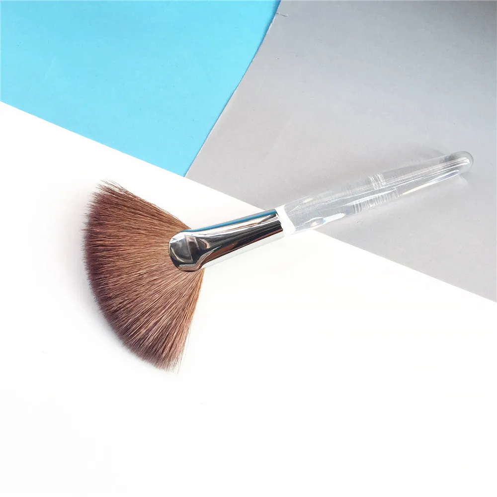 Trish McEvoy Brush 62 Fan Brush _ 2