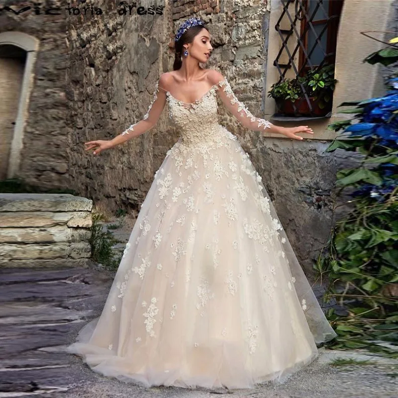 Fabuleux Beige Appliques Robe De Mariée 2017 Off Épaule ...