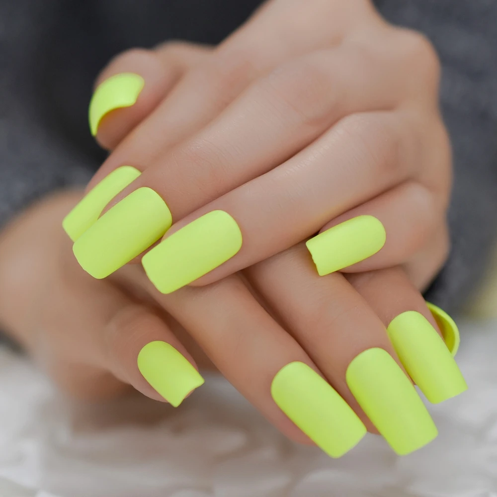 Квадратные матовые ногти Chartreuse среднее лимонное масло искусственные с клейким