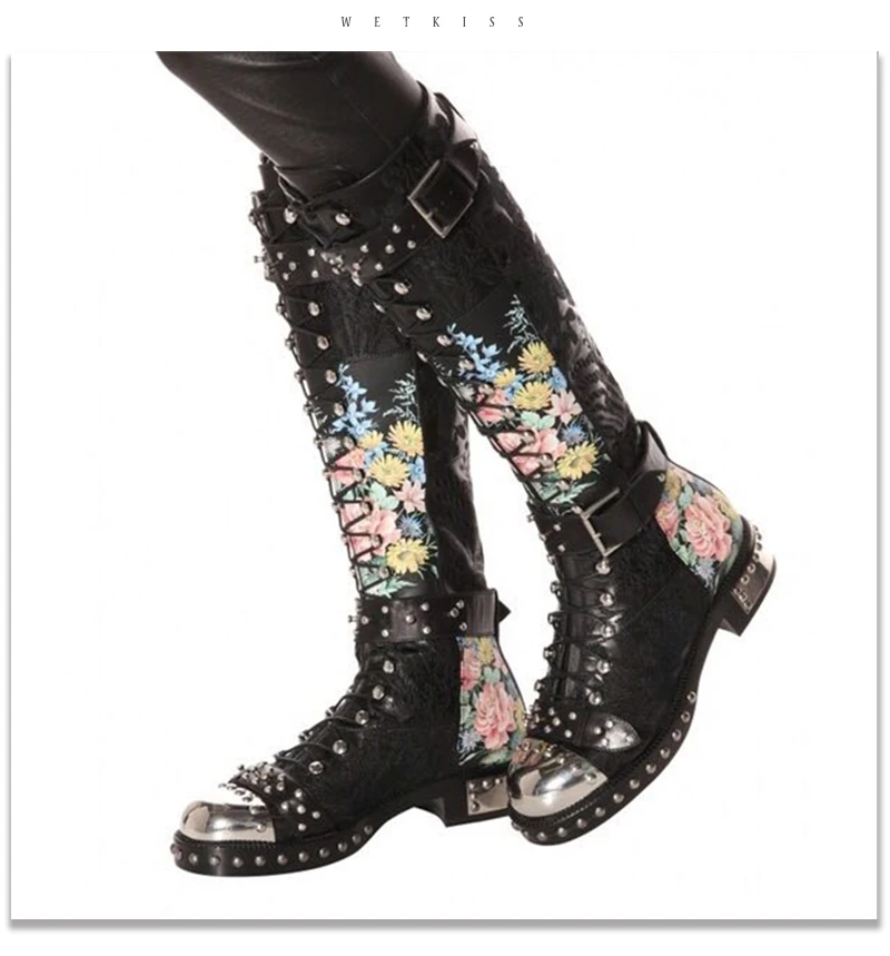 WETKISS/очень модные женские ботинки; дизайнерская обувь из натуральной кожи; женские сапоги до колена; мотоботы с заклепками; квадратный каблук; молния