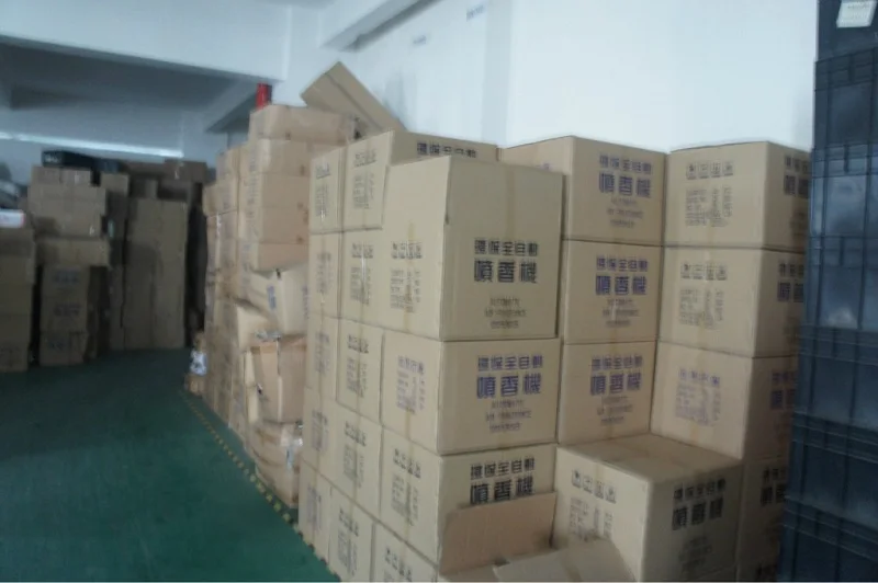 771227432_1156608860