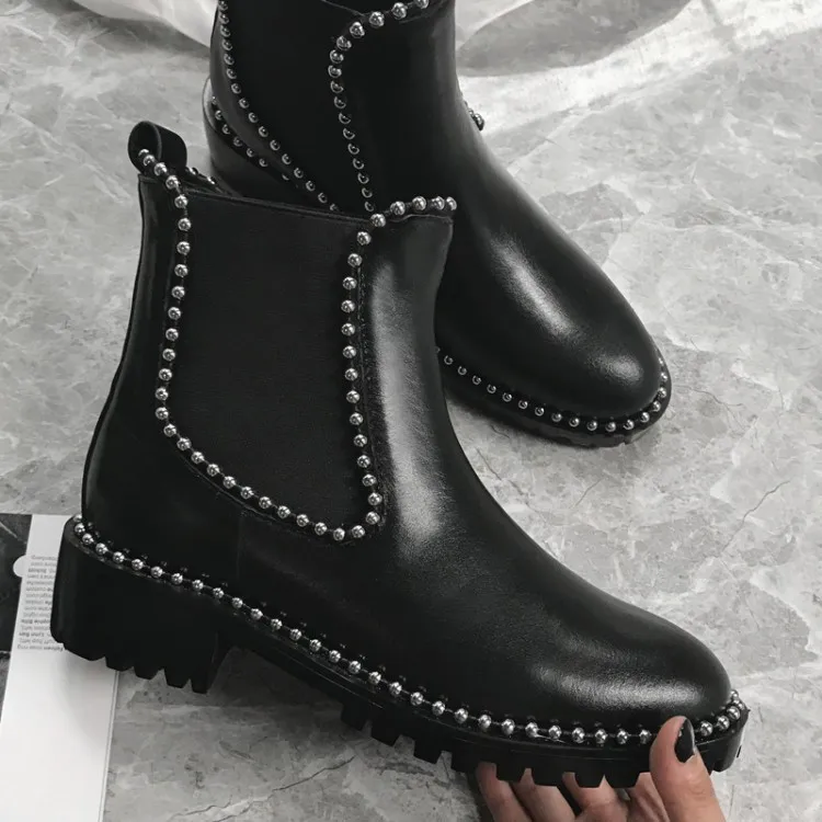 

2018 new women round toe real leather chunky heel short boots female metal rivets elastic leather boots