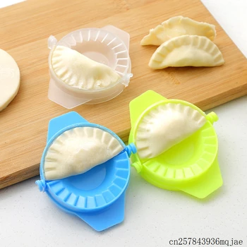 

200pcs Dumplings Tool Dumpling Jiaozi Maker Device Easy Dumpling Mold Clips Kitchen Accessories
