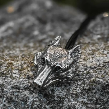 

EYHIMD Vintage Viking Stainless Steel Wolf Pendant Nordic Amulet Jewelry