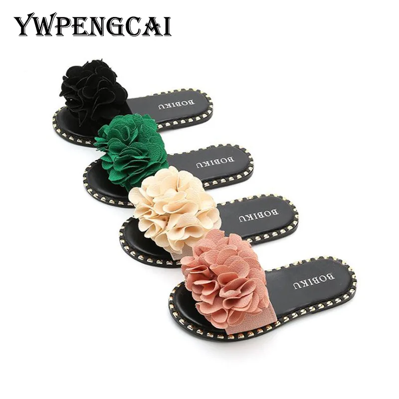 Летние тапочки для девочек Нескользящие плоская подошва модные симпатичные с