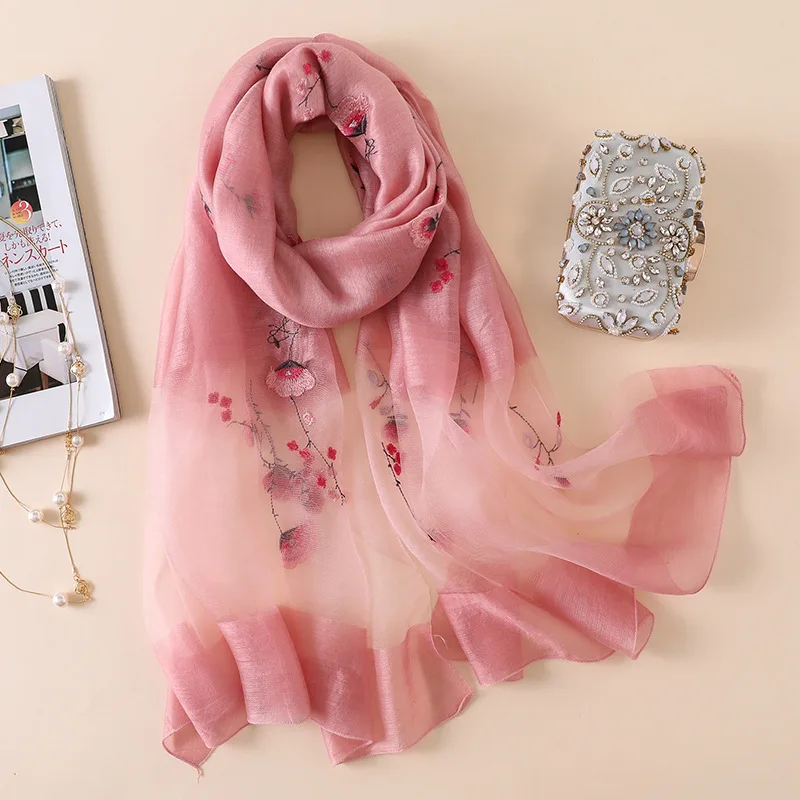 

2019 new winter women scarf fashion Embroidery silk scarves for lady wool shawls and wraps pashmina bandana foulards