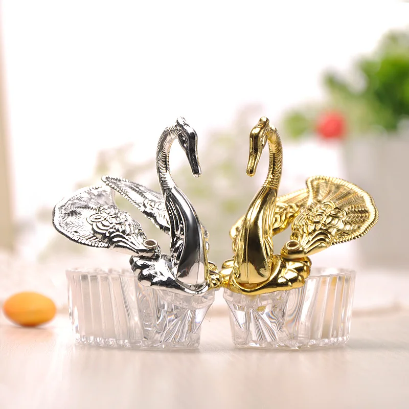swan toy box