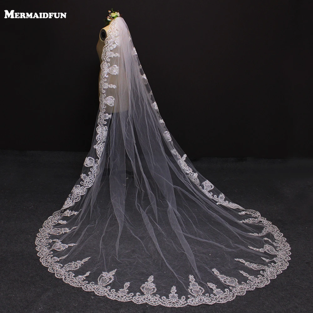 

2019 One Layer Lace Edge 3 Meters Bling Sequins Cathedral Wedding Veil with Comb 3M White Ivory Bridal Veil Sluier