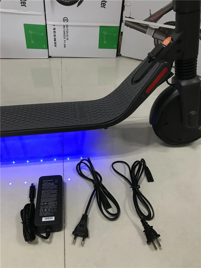 Original-Ninebot-KickScooter-ES4-ES2-Smart-Electric-Scooter-2-wheel-foldable-long-hover-board-Kick-Scooter (4)