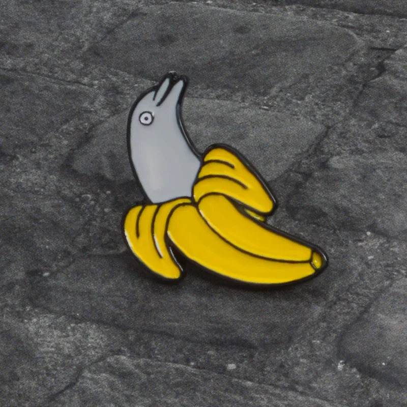 

Banana Dolphin Pin Enamel pin Metal Badge Cartoon Animal Marine life Brooch Lapel Pin Badge Brooch for Women Men Jewelry Gifts