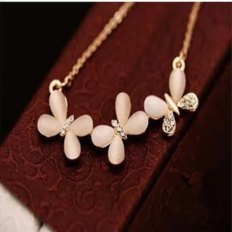 Короткая женская цепочка с бабочкой Opals короткая до ключиц женское ожерелье