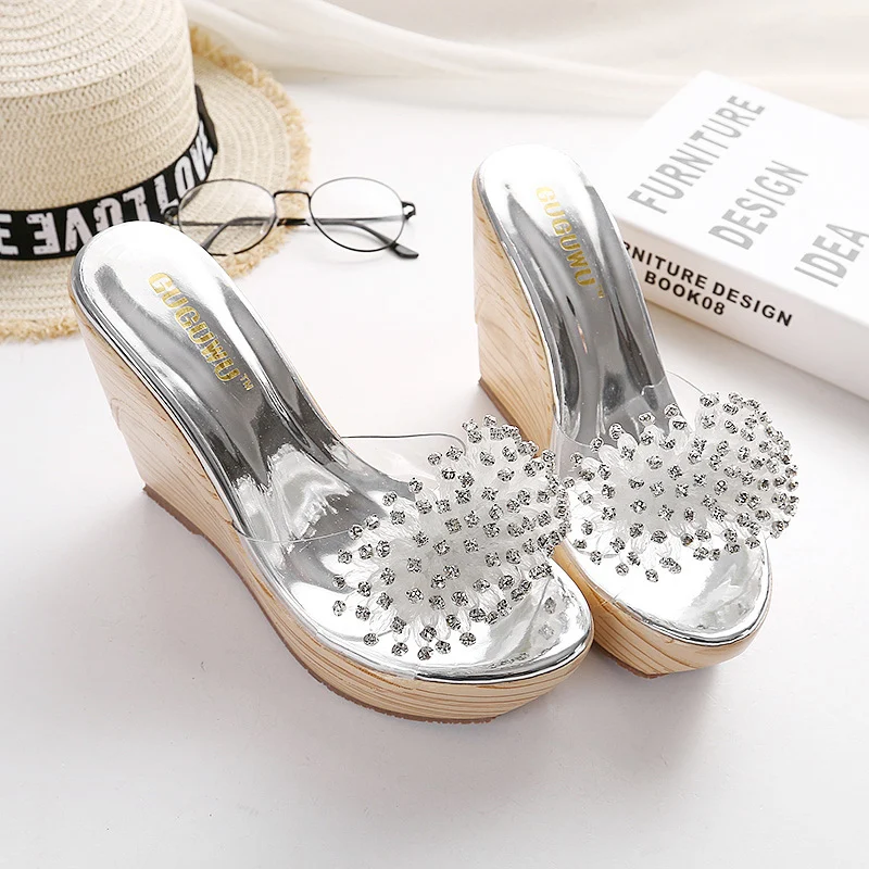 

2019 Summer Women Thick Bottom Transparent Slides Waterproof Open Toe Crystal Slides Wedges Cork Platform Slippers Glitter Shoes
