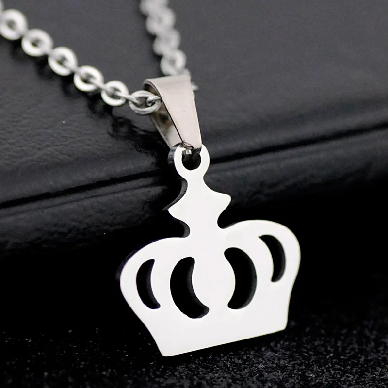 

Crown Stainless Steel Necklace for Women Choker Silver Charm Crown Chain Pendant Personality Statement Jewelry