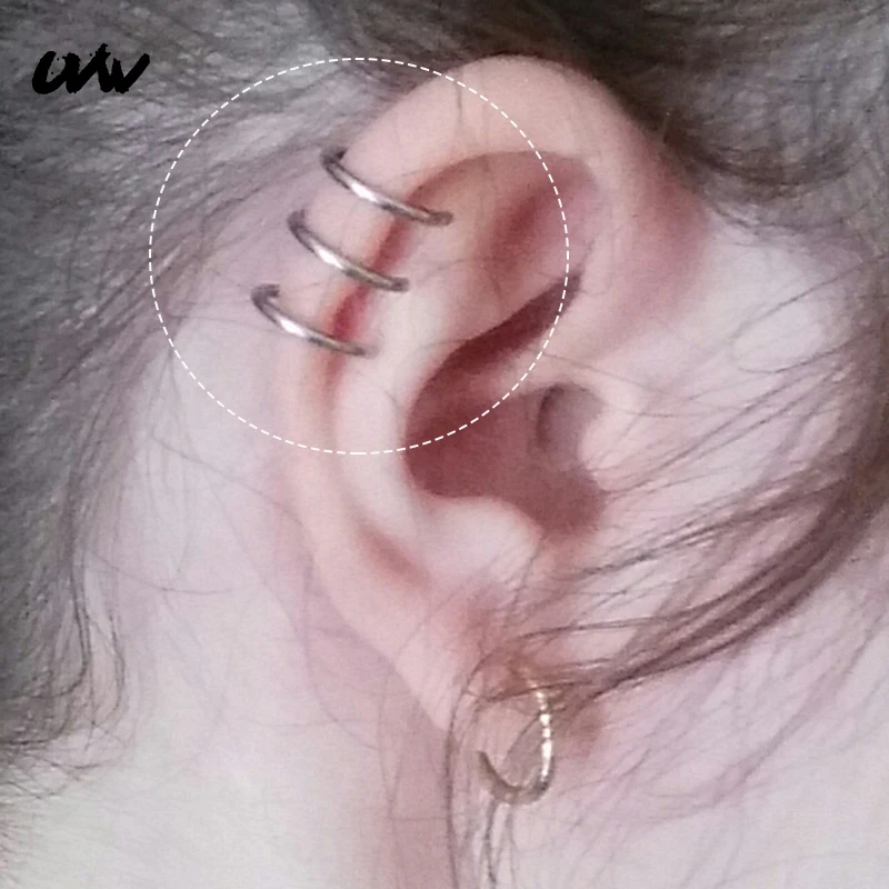 

UVW142 2pcs Punk Rock Hollow Out Ear Cuff Silver Girls Clip on Earrings Stainless Steel Tragus Non-pierced Earrings for Women