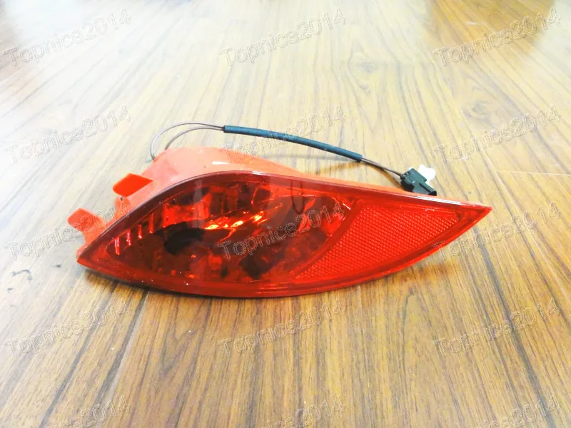 1pcs Rear Bumper Light Tail Fog Lamp Rear Fog Light Right Side For