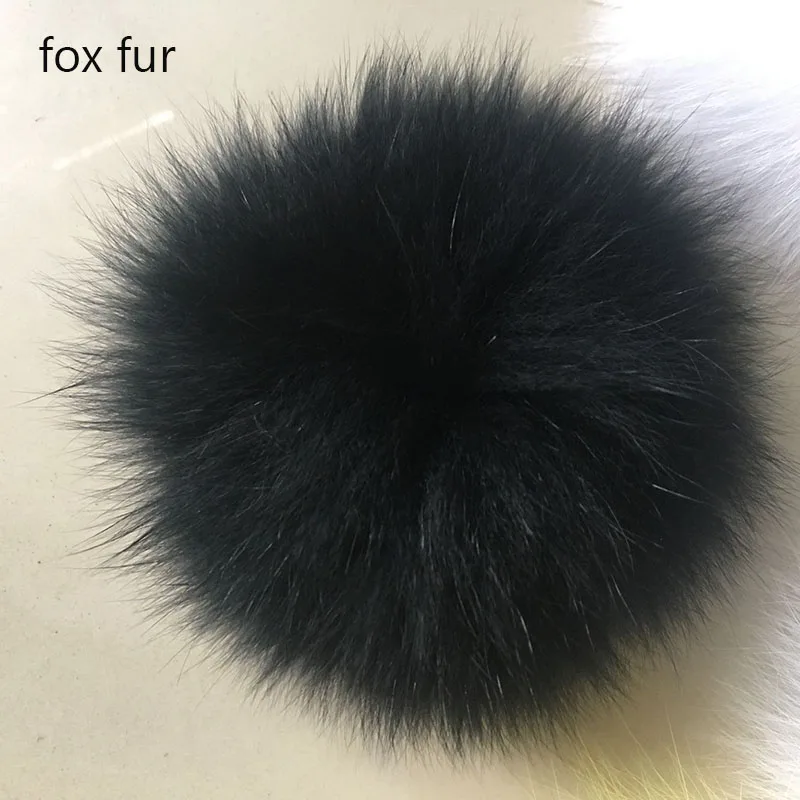 black fox 13cm Пушистые Помпоны из натурального Лисьего меха с кнопкой 13-15 см DIY помпоны из лисьего меха помпоны из натурального меха для шарфов шапки сумки аксессуары - Цвет: black fox 13cm