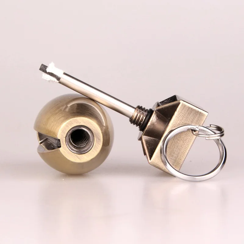 

Outdoor Flint Fire Starter Matches KeyChains Portable Survival Tool Lighter Kit for Survive Thousands of times Ket Chain NO OIL