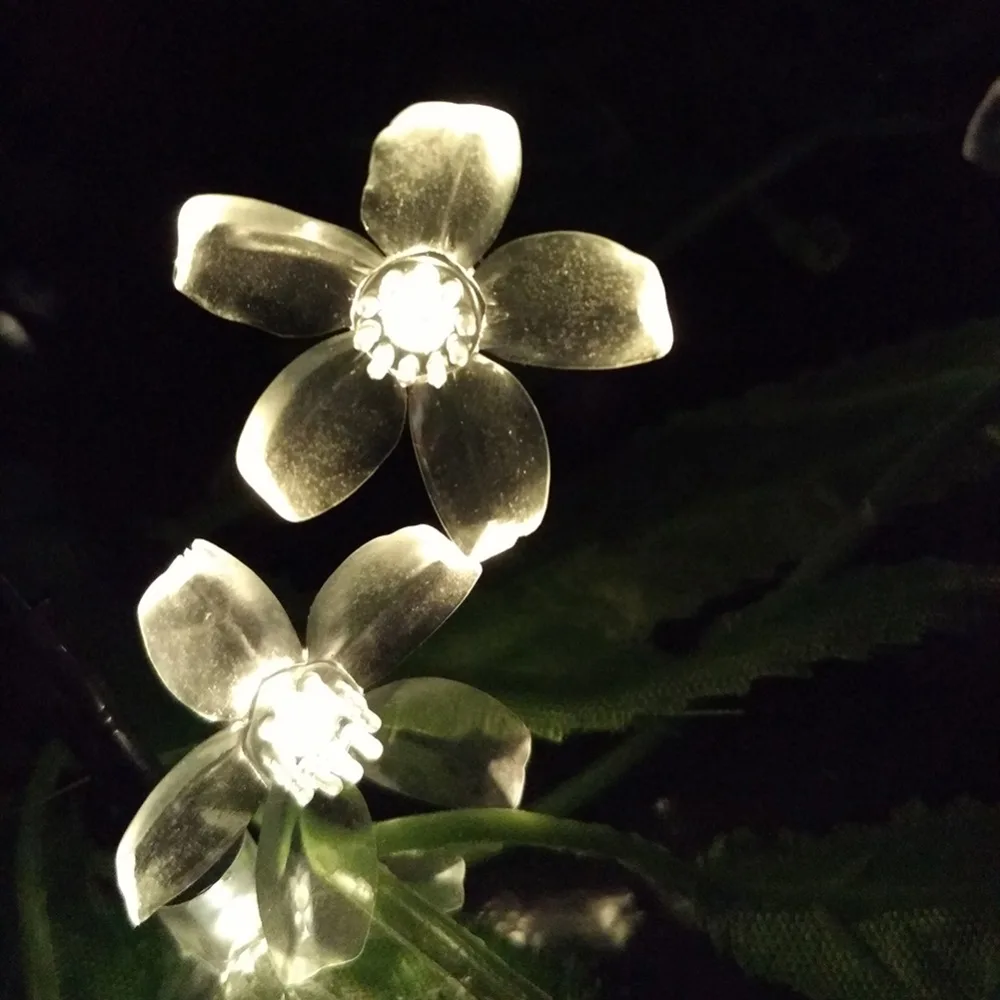 

YIYANG 4pcs Solar Sakura Outdoor LED Holiday Decoration String Lights Wedding Lamps Economic Bundle Sale Cherry Rope Light Flor