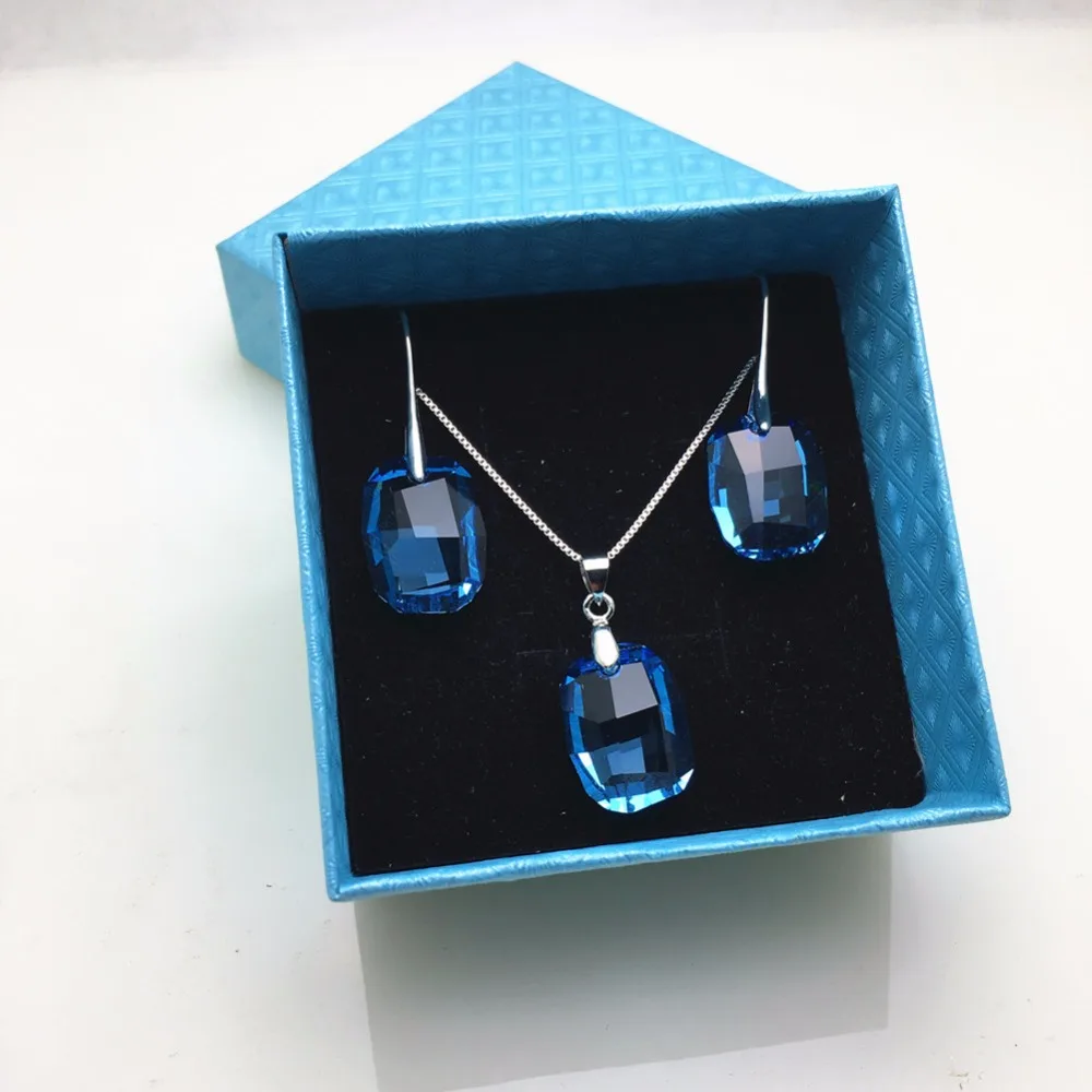 

Ms.Betti New Unique 2018 hot sale free shipping Fashion necklace earrings jewelry set Crytals from Swarovski Christmas Gift
