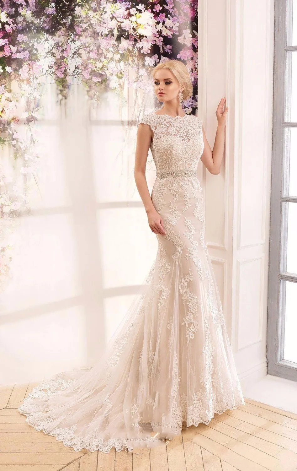 2016-Gorgeous-Lace-Mermaid-Wedding-Dresses-Boat-Neck-Cap-Sleeves-Backless-Beaded-Ribbon-Vintage-Bridal-Gowns (1)