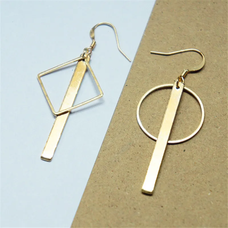 

Accessories wholesale Europe and the solid geometry metallic splicing asymmetric earrings eardrop female