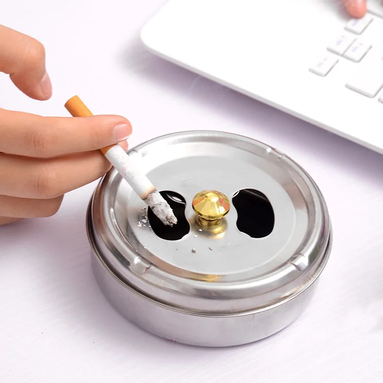 

Useful Creative Home Practical Smoking Accessories Stainless Steel Ashtray Lid Rotation Fully Enclosed Home Gadgets Pocket 2019