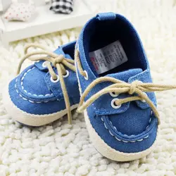 Для маленьких мальчиков и девочек, которые только начинают ходить мягкая подошва кроватки парусиновая обувь со шнуровкой сникер детская