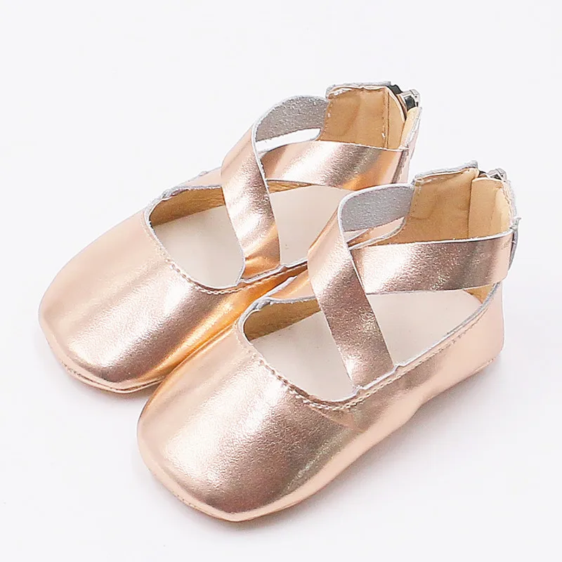 rose gold Розовое золото из натуральной кожи; балетки на плоской подошве; обувь для вечеринок для новорожденных и малышей Мокасины; первые шаги с жесткой подошвой Нескользящие домашние тапочки - Цвет: rose gold