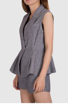 

Tracksuits Top Fashion Cotton Sleeveless V-neck 2018 New Ladies Suits Collar A Buckle Fringed Vest + Shorts Stripe 2 Suit Women