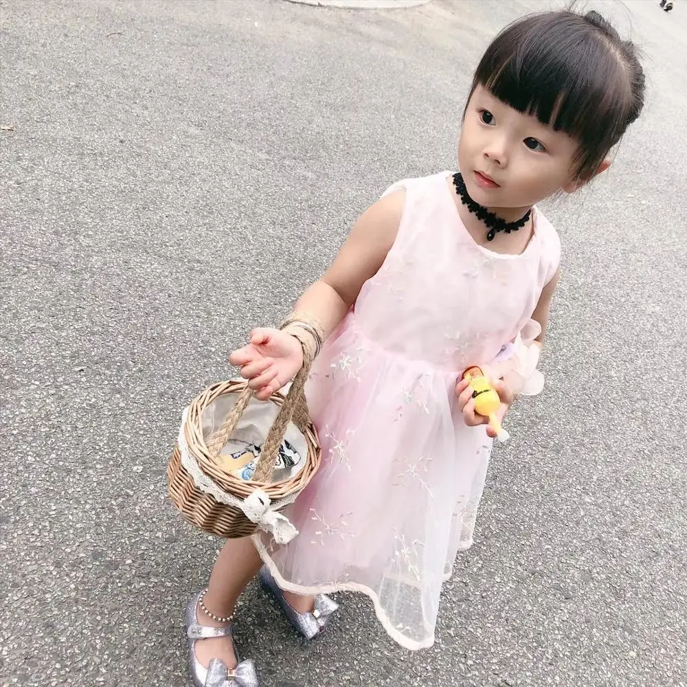 Stylish Wicker Woven Basket for Children Kids Girls Mini Bags Coin Keys Purse Messenger Handbags Women Summer Beach Travel Bag