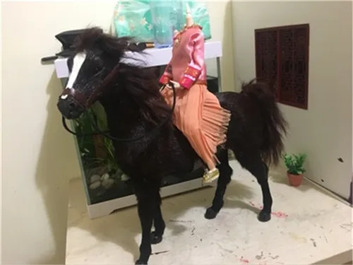 Fancytrader Simulation 16 Scale Ferghana Horse Toy with Saddle Home Decoration Photograph Prop Great Rare Collection 3 Colors (10)