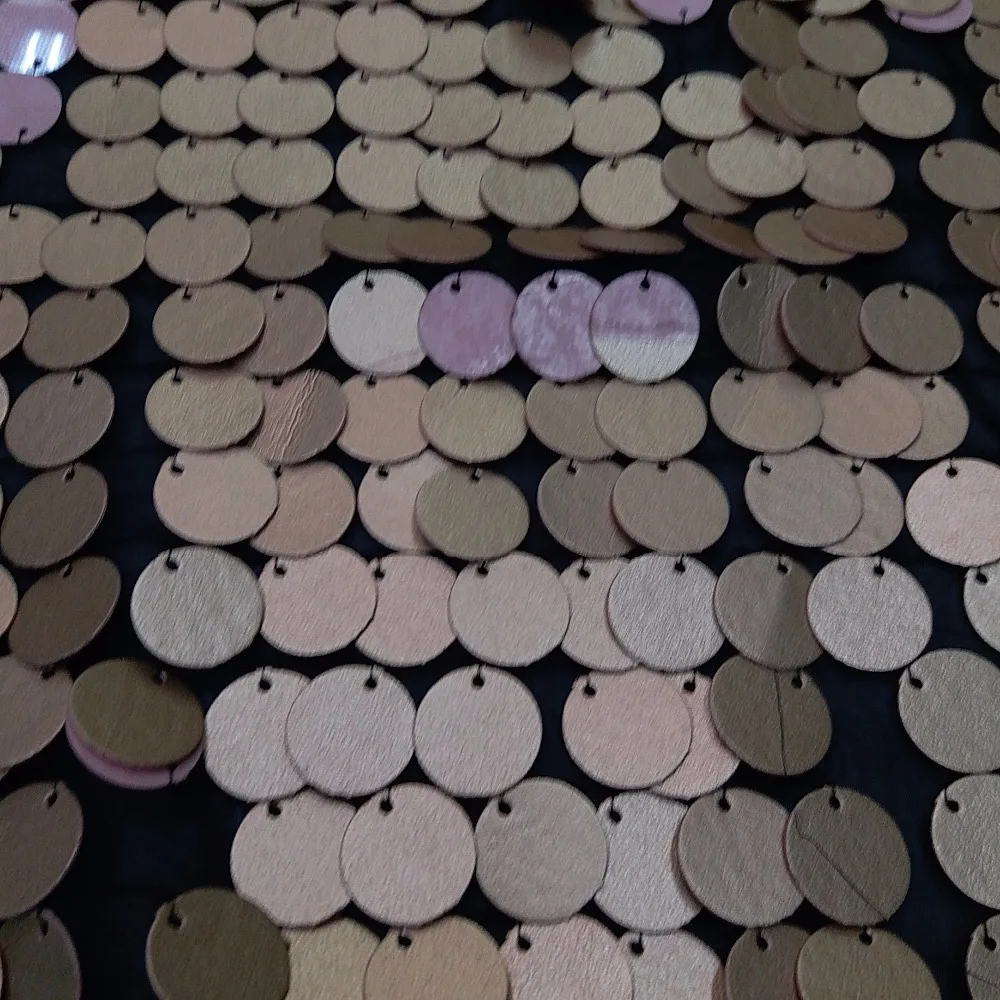 

2017, новейшая Высококачественная Золотая кожа, полиэстер, вышивка, французская сетка, тюль, сетка, кружево для свадьбы/вечернего платья/вечеринки.