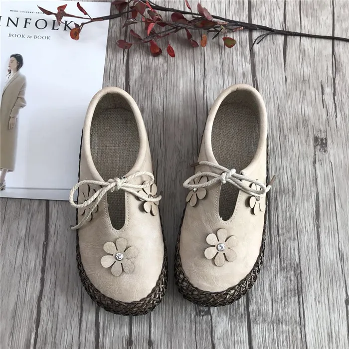 

Literary Retro Hollow Small Flower Round Head Flat Shoes Summer Handmade Comfortable Soft Bottom Female Sandals
