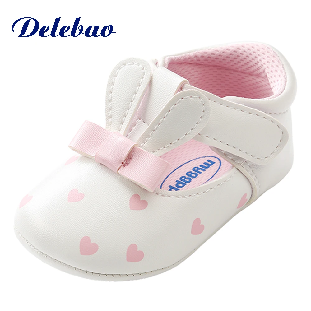 

The Lovely Small Shark Design Baby Boy Casual Shoes Animal Prints Canvas Slip-On Prewalker Soft Sole Spring/Autumn Toddler Shoes