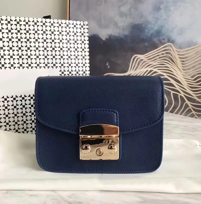 

Luxury Italy Famous Brand Genuine Leather Handbags Women Fashion Shoulder Bags Logo Designer Handbags and Purses Messenger Bags