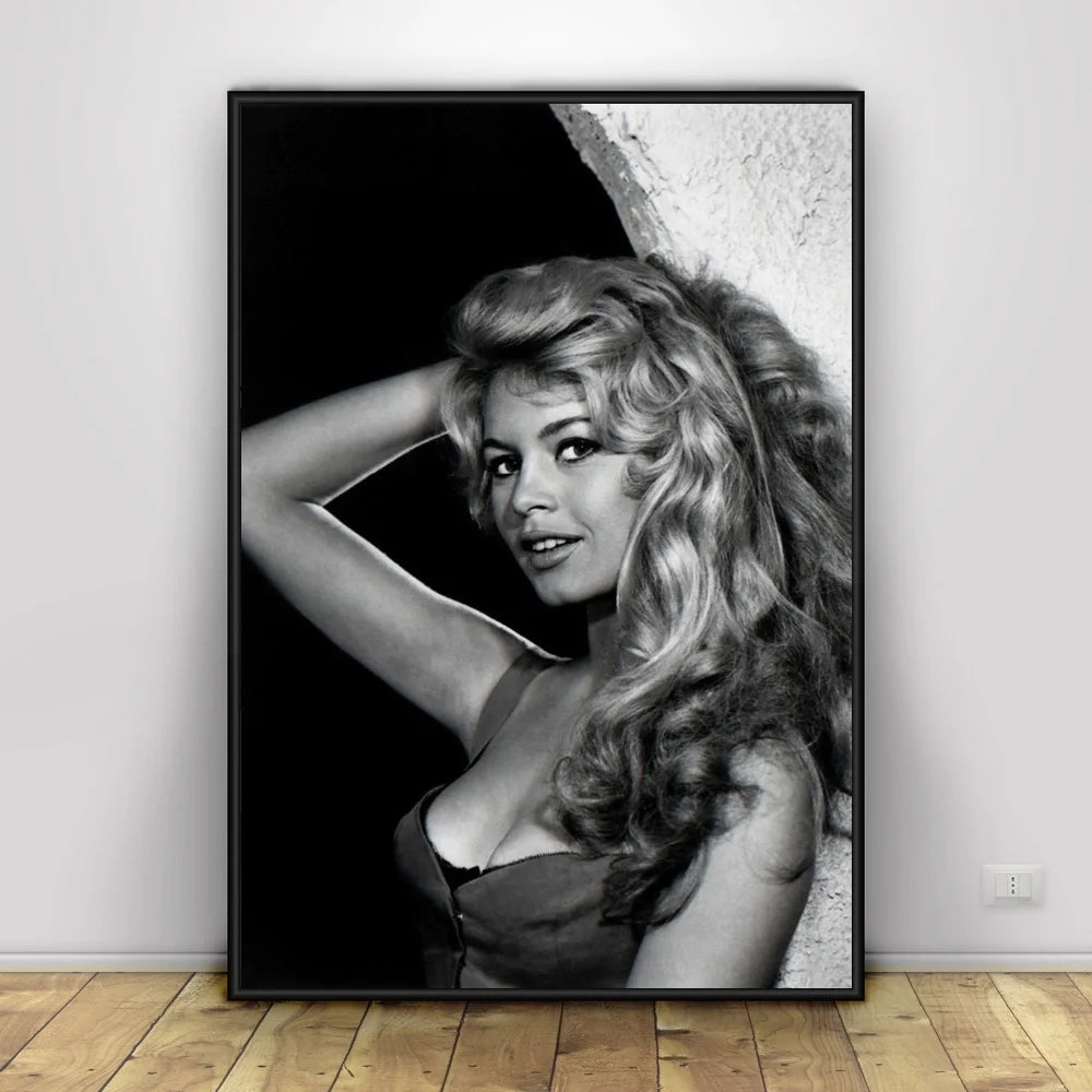 

Brigitte Bardot Actress Film Star Poster Wall Decor Silk Poster Prints Art Painting