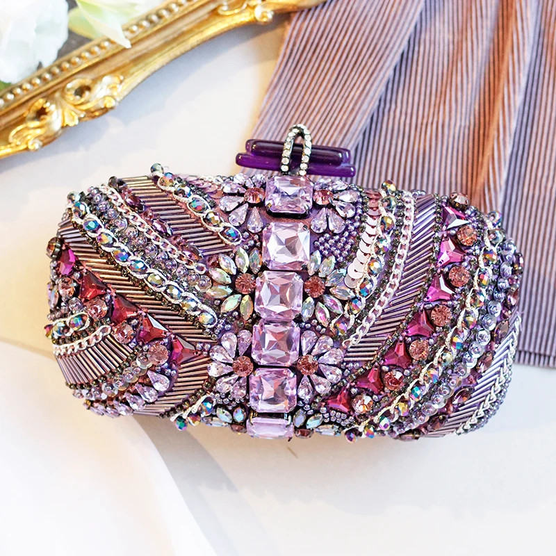 Custom cocktail dress 2017 new bride hand bag Hand Beaded Handbag jewel set dinner bag female custom lady bag 2017 new fashion woman hand beaded handbag golden bow hand bag ladies banquet