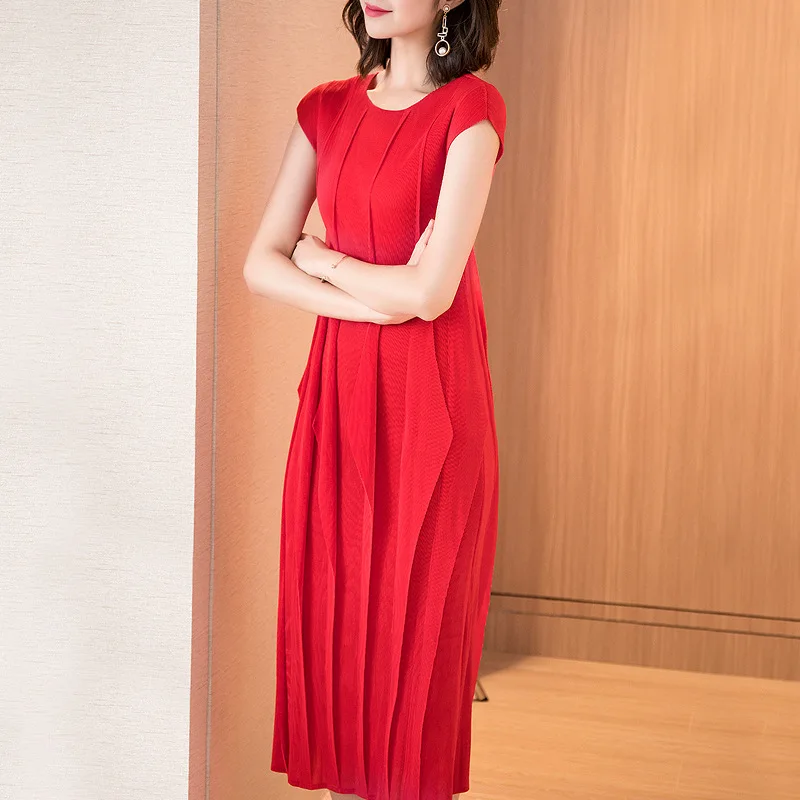 Платье средней длины и большого размера облегающее летнее платье с ушками